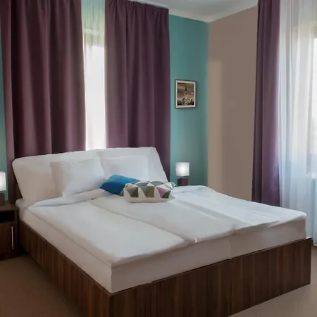 Elizabeth Hotel